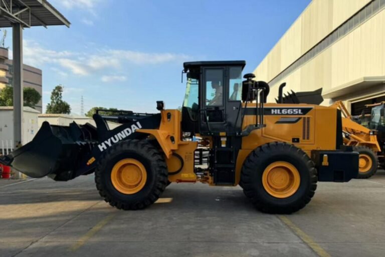 Canada – 2 Units HYUNDAI HL665XL Wheel Loaders