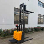 1 Ton Electric Stacker