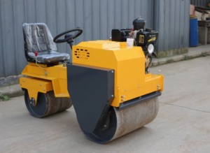 JS700ABC 1-ton Dual-Drive Vbrating Mini Road Roller