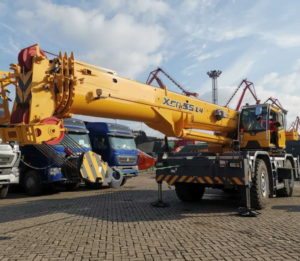 55 Ton Rough Terrain Crane