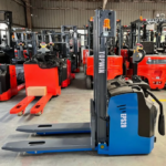 2 Ton Electric Stacker