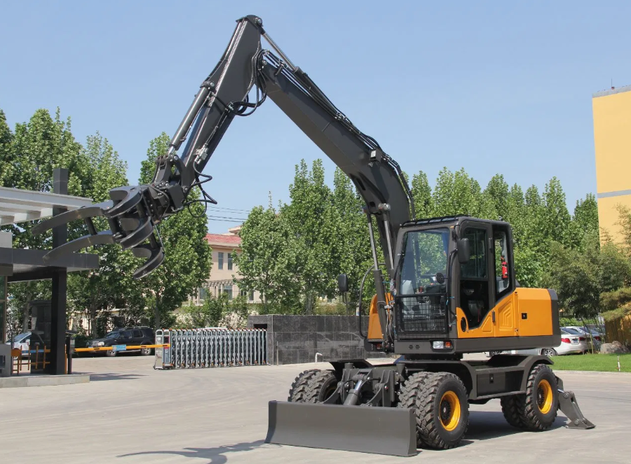 7.5 Ton Wheeled Excavator