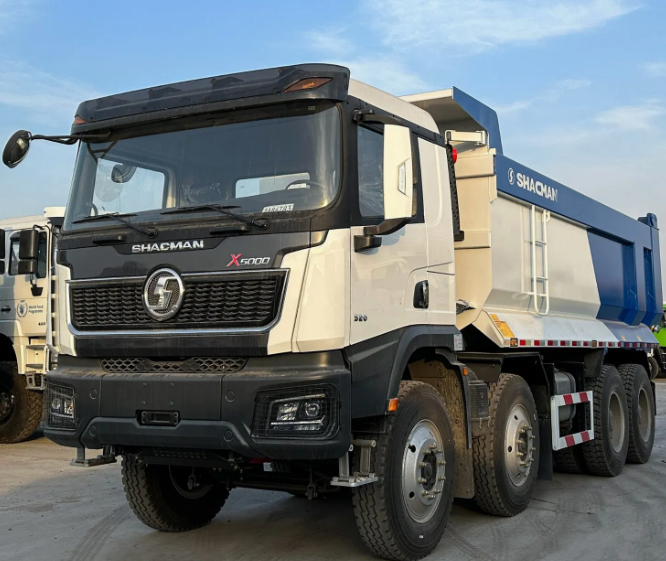 SHACMAN 8X4 Dump Truck