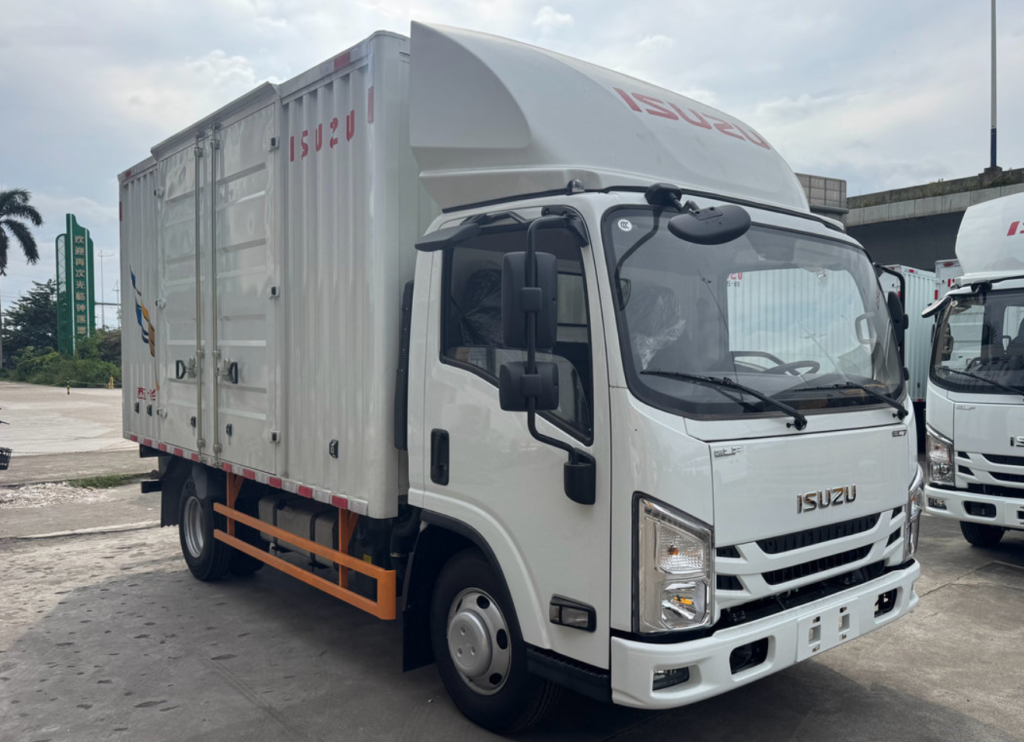 ISUZU 4X2 Mini Cargo Truck
