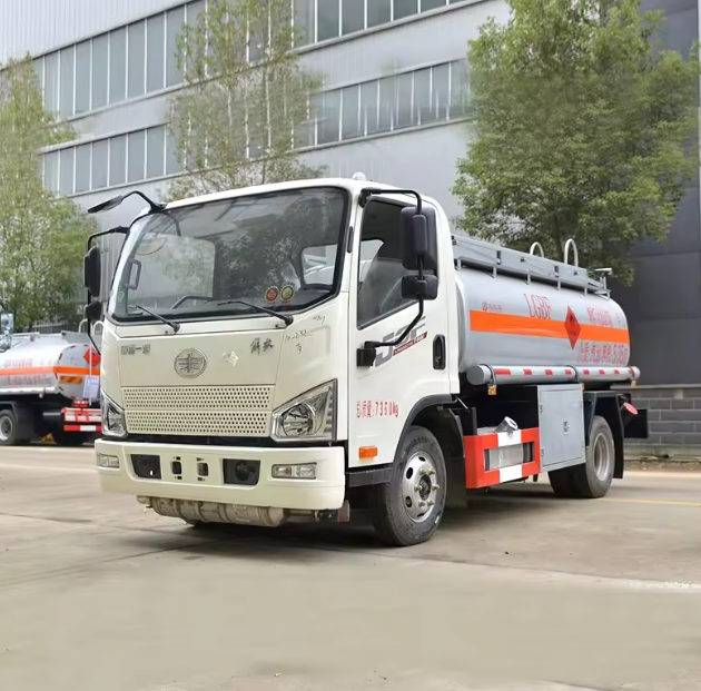 FAW 4 Ton 4X2 Fuel Tanker Truck