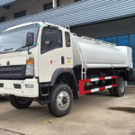 HOWO 8 m³ 4×2 Fuel Tanker Truck