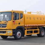 4X2 Highway Maintenance Truck Multi-Functional Sprinkler Vehicle
