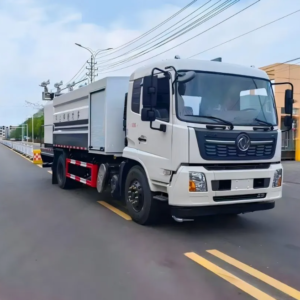 DONGFENG Water Tank Truck
