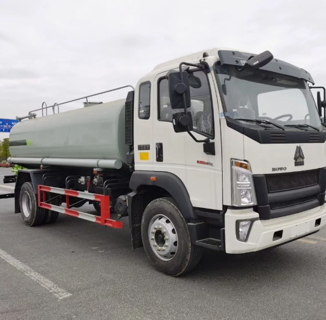 HOWO 4X2 Water Tank Truck