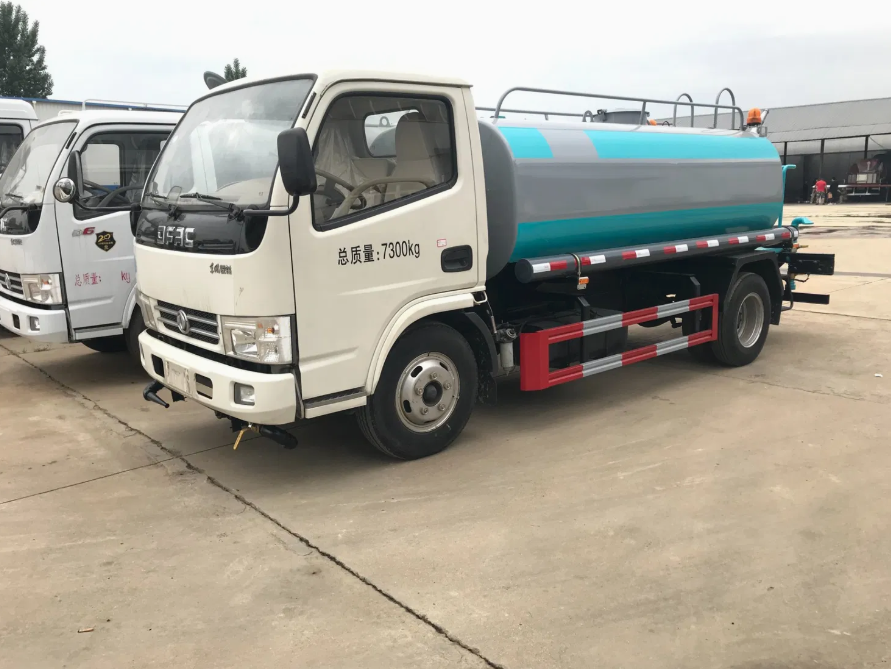 DONGFENG 4X2 Water Tank Truck