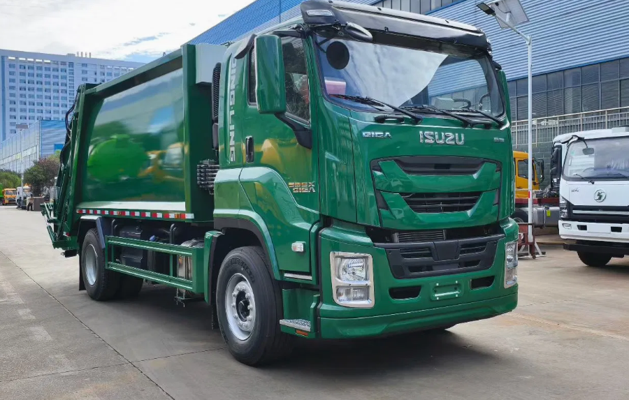 ISUZU Garbage Truck