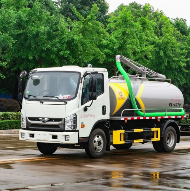 Futian 4X2 Septic Truck