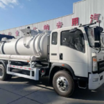 SINOTRUK HOWO 4X2 Multi-functional Sewage Suction Truck