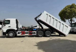 HOWO 6X4 Hook Lift 3t -10tons Rear Loader Hook Arm Roll Garbage Truck