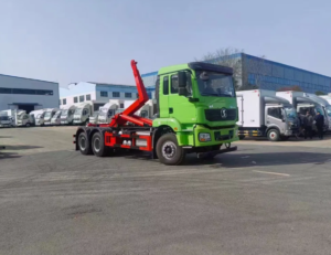 Sinotruk 4X2 300HP Garbage Truck with Hook Lift