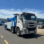 ISUZU 50 Tons Heavy Duty Isuzu 360 Degree Rotation Wrecker Truck for Traffic Accident Road Recovery