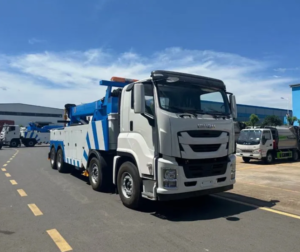 ISUZU 50 Tons Heavy Duty Isuzu 360 Degree Rotation Wrecker Truck for Traffic Accident Road Recovery