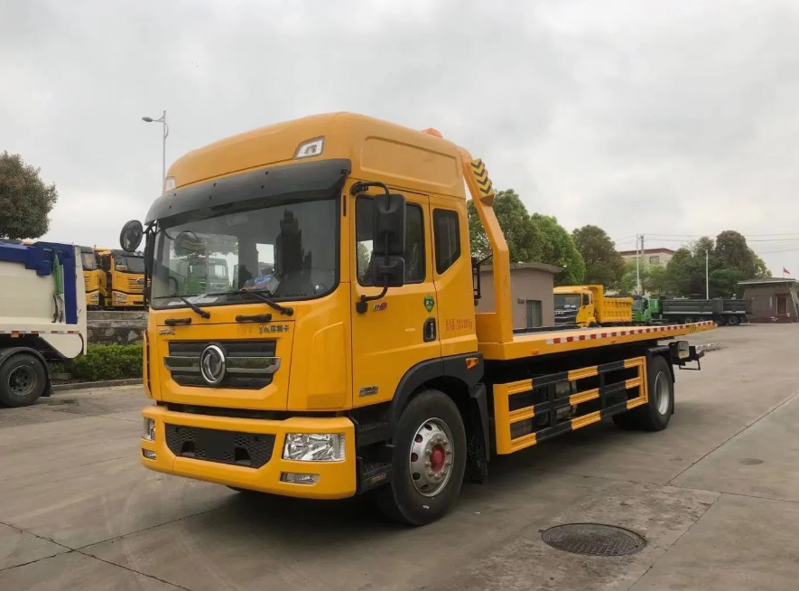 Dongfeng Road Wrecker Platform Flatbed Truck