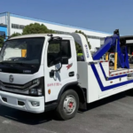 High Quality Dongfeng One Pull Two Broken Cars Carrier 8 Tons Tow Truck Wrecker