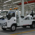 Light-Duty Tow Road Wrecker with Isuzu Truck