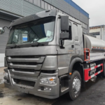Hot Sale 6m 300HP 4X2 12000L Asphalt Distributor Truck