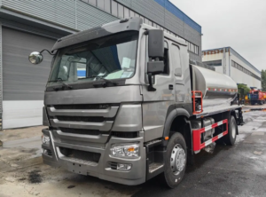 Hot Sale 6m 300HP 4X2 12000L Asphalt Distributor Truck