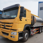 Manufacturer Heavy Duty 16000L Road Maintenance Truck Asphalt Distributor Truck