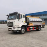HOWO Bitumen Spreader Truck Road Construction Machine Asphalt Distributor Truck