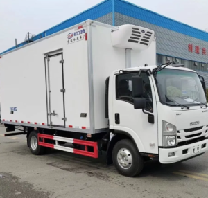 Hot Selling Mobile Trucks 4*2 Diesel Freezer